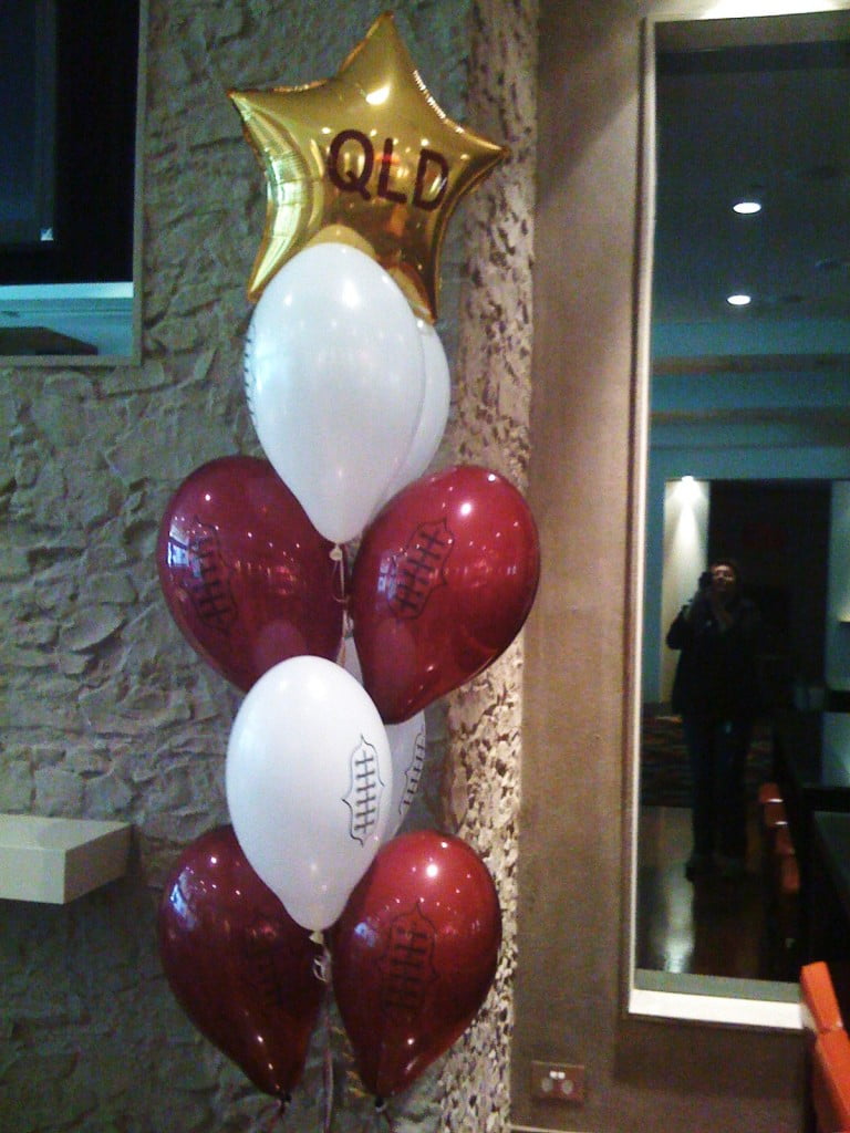 QLD Star Topped Balloon Bouquets