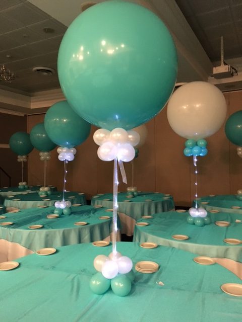 90cm balloon with ribbon lights table centres