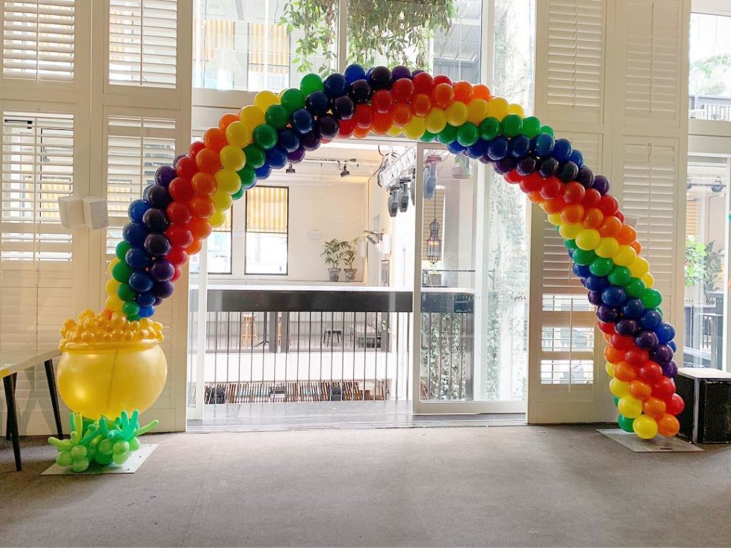 Pot of Gold Rainbow Arch balloons