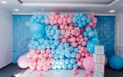 How to Plan a Stress-Free Gender Reveal Party with Balloon Decorations